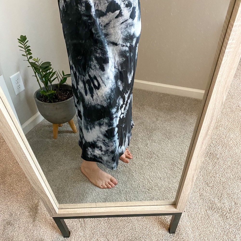 Tie dye silky skirt